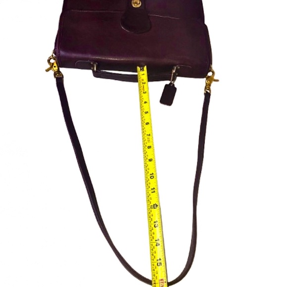 VINTAGE COACH Mahogany Leather Top Handle Turn Lock Unisex Shoulder Bag NYC COA - Picture 12 of 17